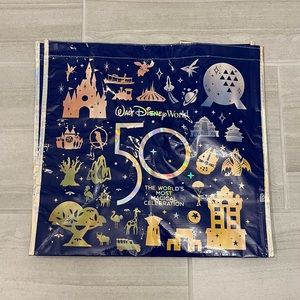 Brand New Walt Disney World Limited Edition 50th Anniversary Tote Size Large